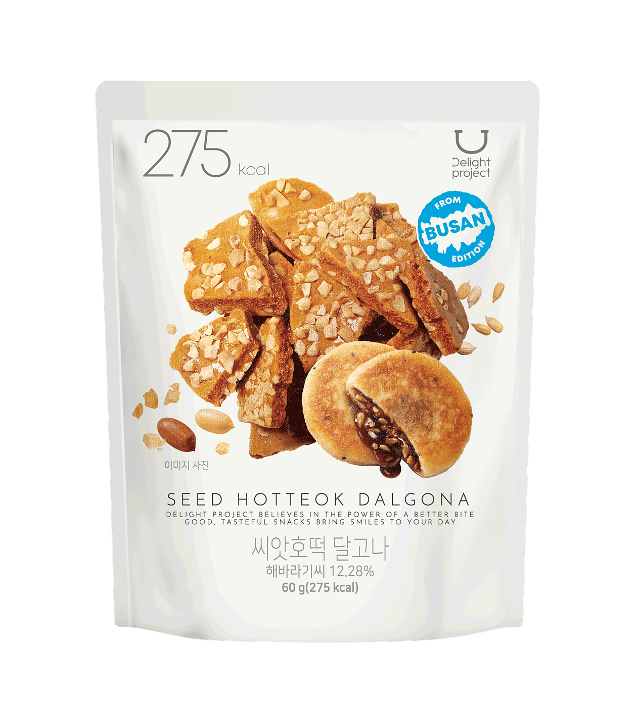 ナッツをまぶした韓国風菓子を写した「SEED HOTTEOK DALGONA」の商品パッケージ